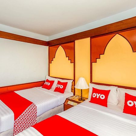 Oyo 441 グランド タラ ホテル スラート・ターニー エクステリア 写真