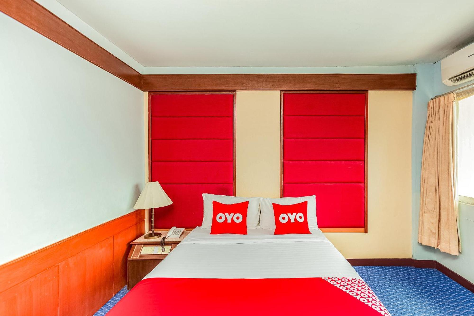 Oyo 441 グランド タラ ホテル スラート・ターニー エクステリア 写真