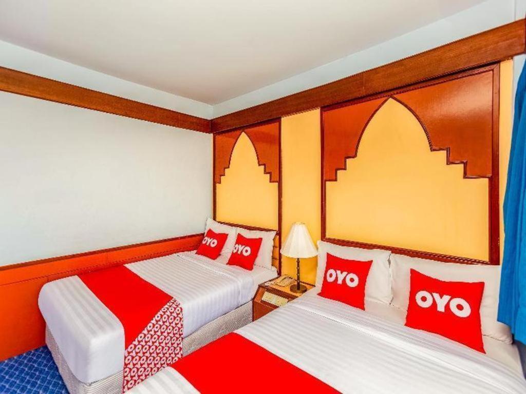 Oyo 441 グランド タラ ホテル スラート・ターニー エクステリア 写真